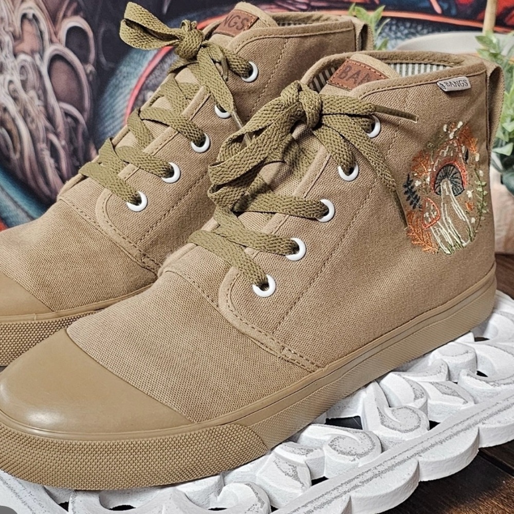 BANGS | MUSHROOM MEADOW VEGAN CANVAS HIGH-TOPS - Picture 8 of 14